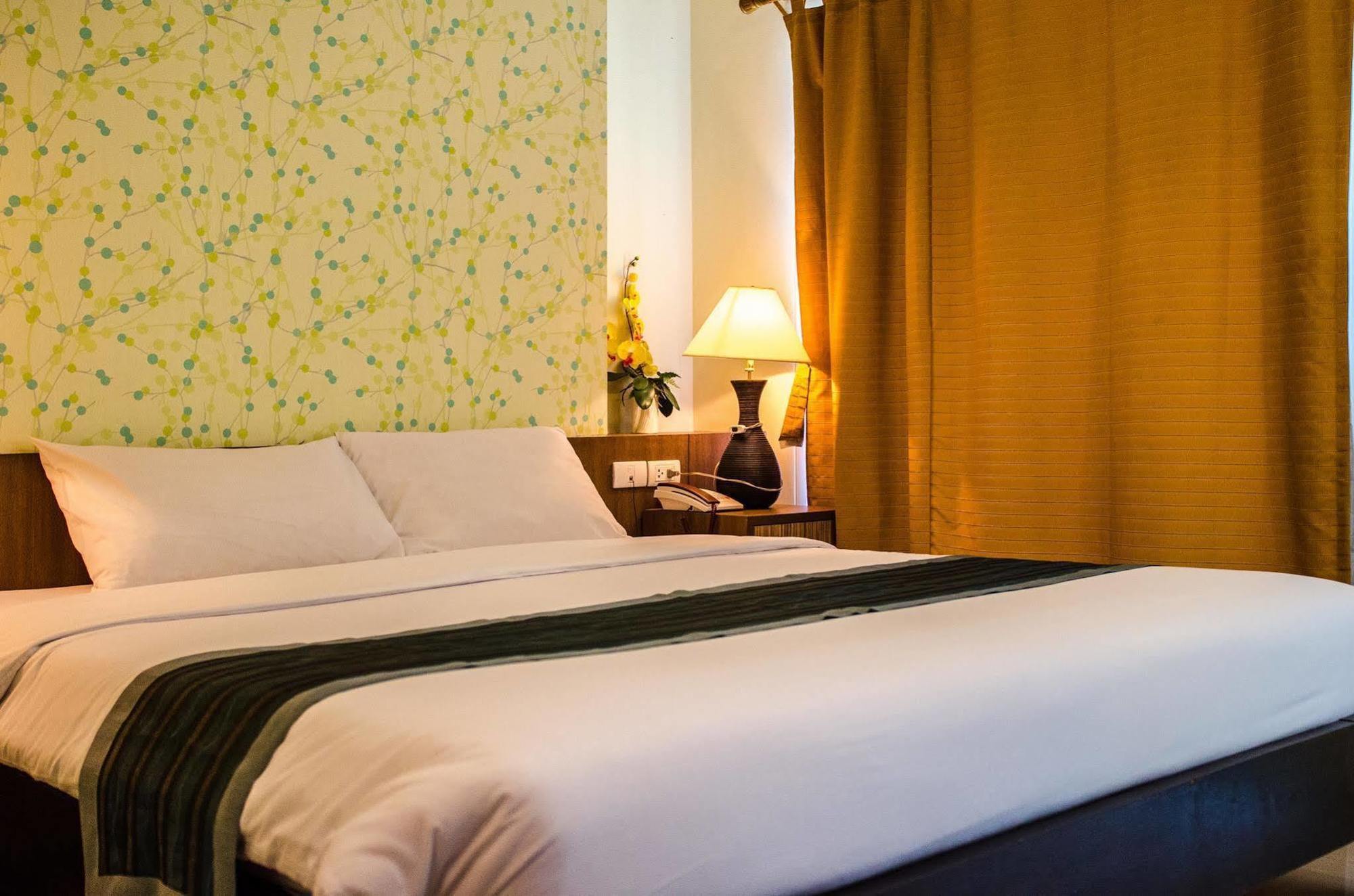 The Platinum Suite Μπανγκόκ Εξωτερικό φωτογραφία