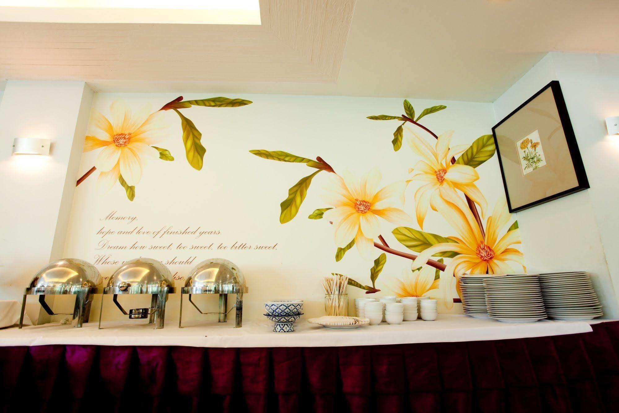 The Platinum Suite Μπανγκόκ Εξωτερικό φωτογραφία